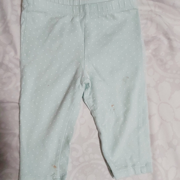 Outfit - Picture 2 of 2